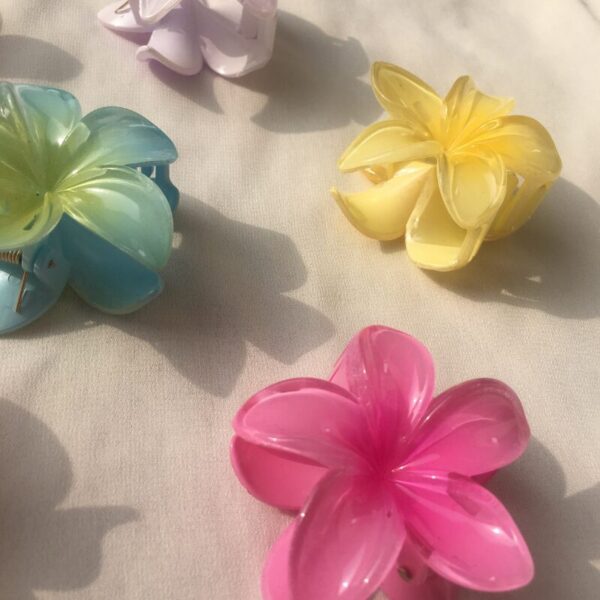 Flower Claw Clips - Image 4