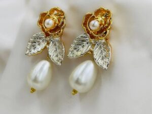 Flower/Pearl Drop Earring Pair