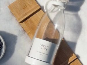 Mini Portable Electric Juicer