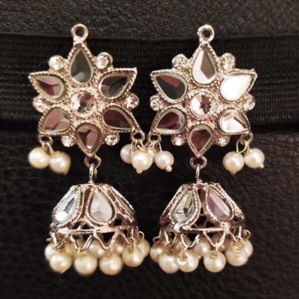 Traditional Silver Kundan Jhumka - Image 3