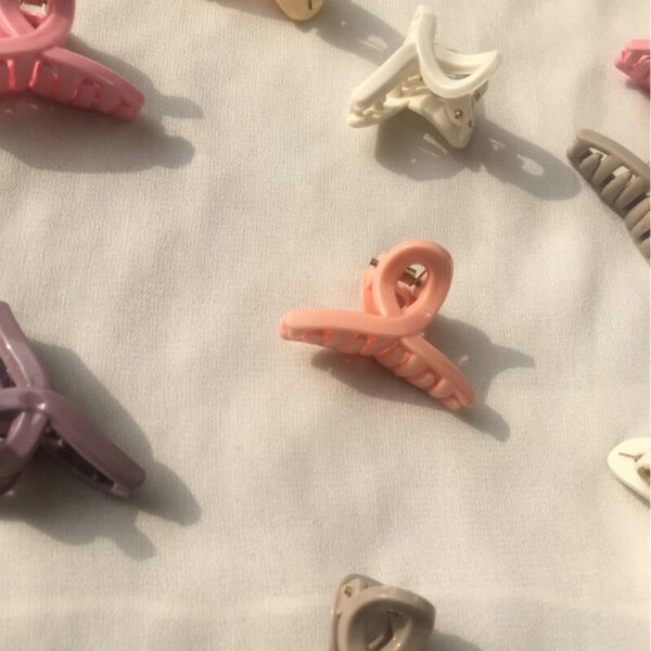 Small cross claw clips - Image 3