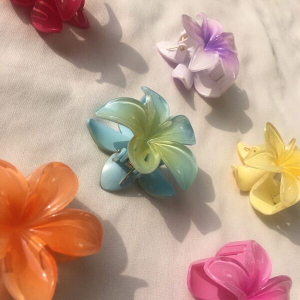 Flower Claw Clips - Image 3