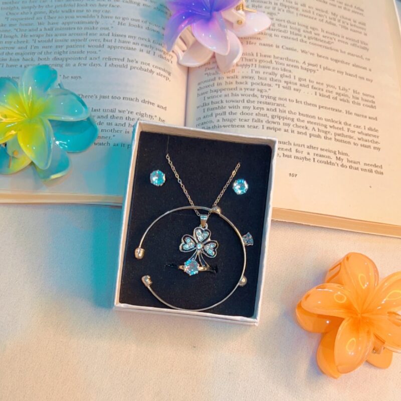 Complete Jewelry Box Gift Set