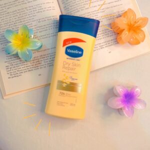 Vaseline Dry Skin Repair Lotion